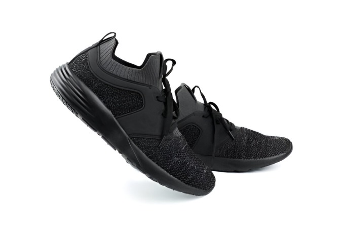 black shoes for runing