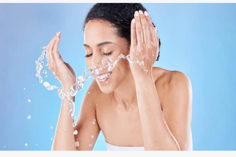 Banish Blemishes with These Powerful Acne-Fighting Face Washes